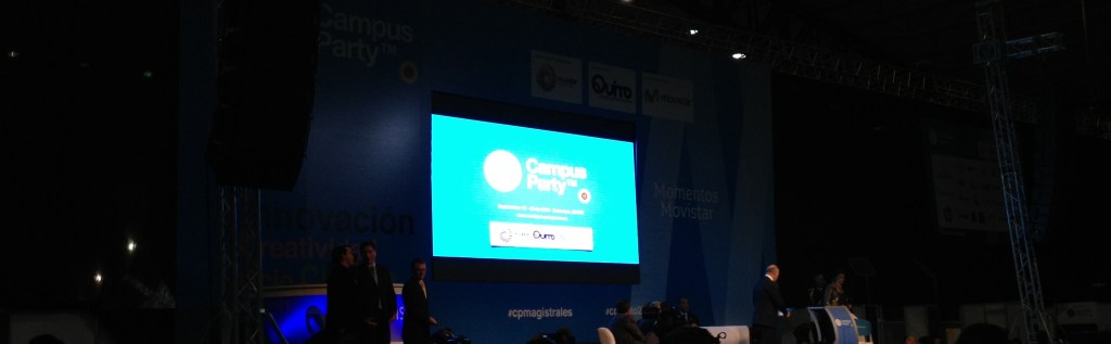 Inauguración CPQuito2 Foto de la tarima en la Inauguración del Campus Party Quito2